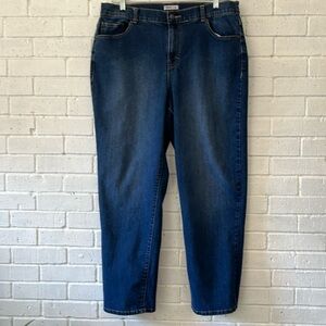 Catherines Jeans 16W Blue Denim Relaxed Fit Moderately Curvy High Rise Straight